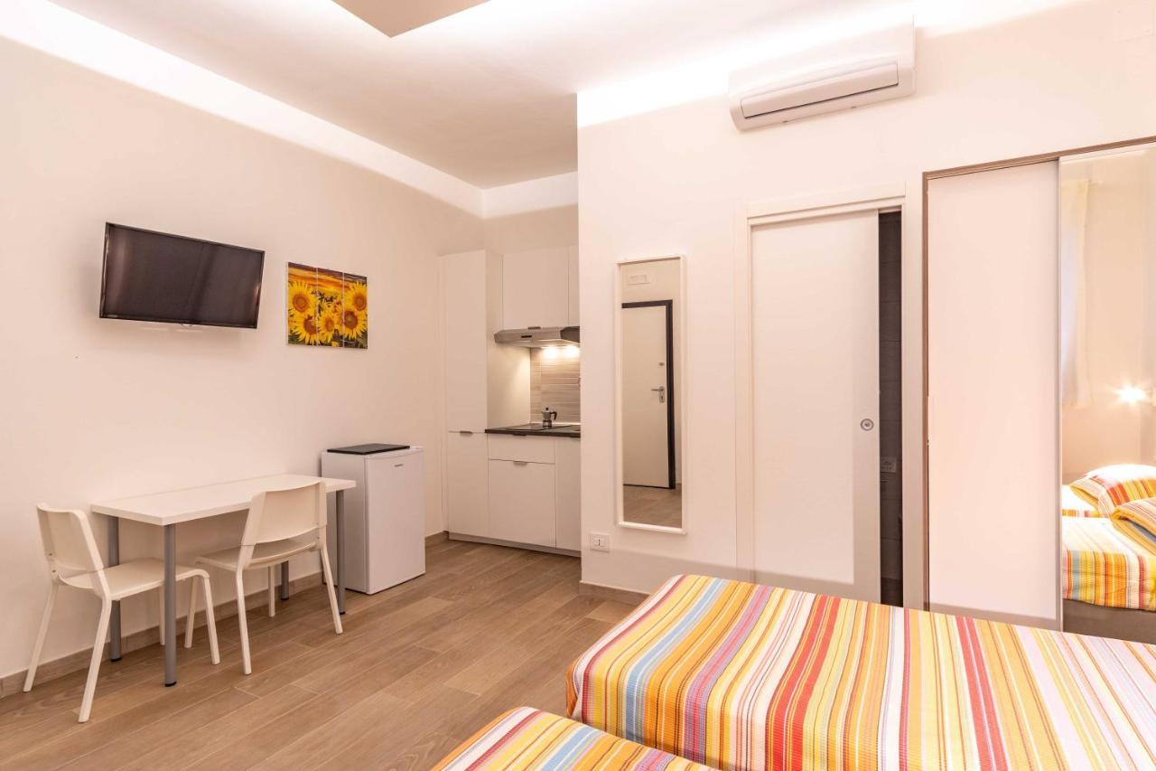 Seven Notes Guest House Bari Extérieur photo