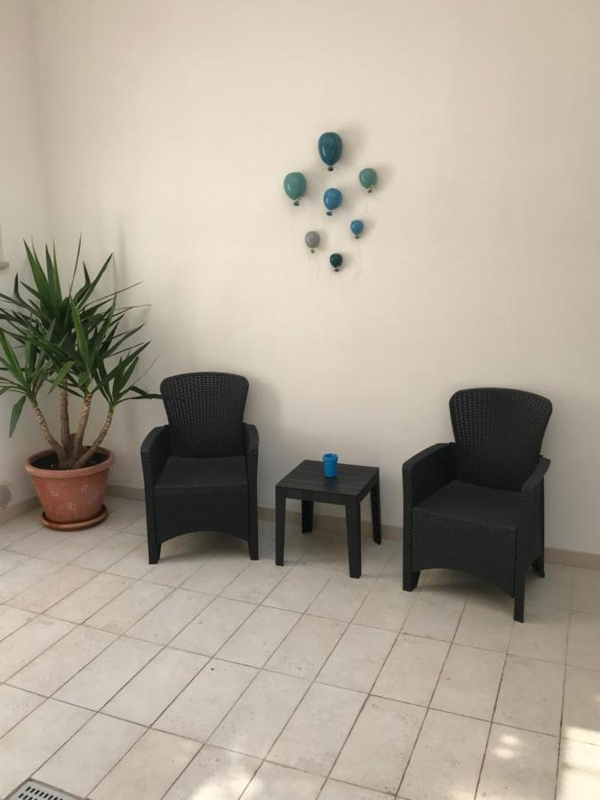 Seven Notes Guest House Bari Extérieur photo
